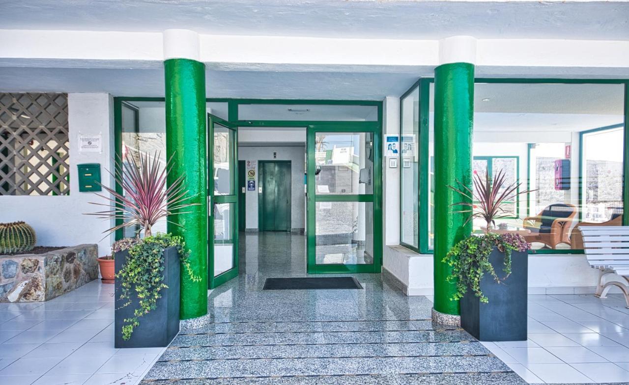 Malibu 2 Apartamento Con Aire Acondicionado, Campo De Tennis Y Piscina Con Solarium Puerto Rico  Exteriör bild